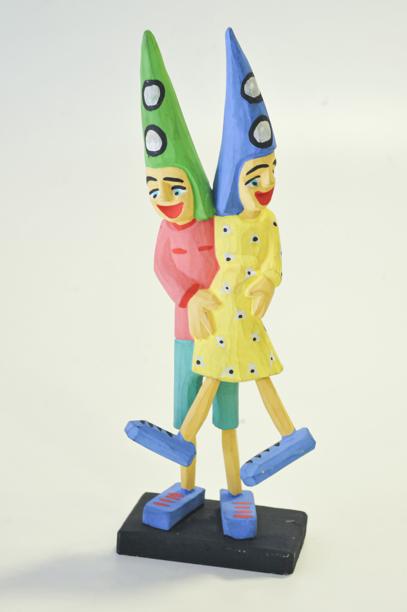 Escultura em Madeira - Casal de "Mateo" no colo - Image 3