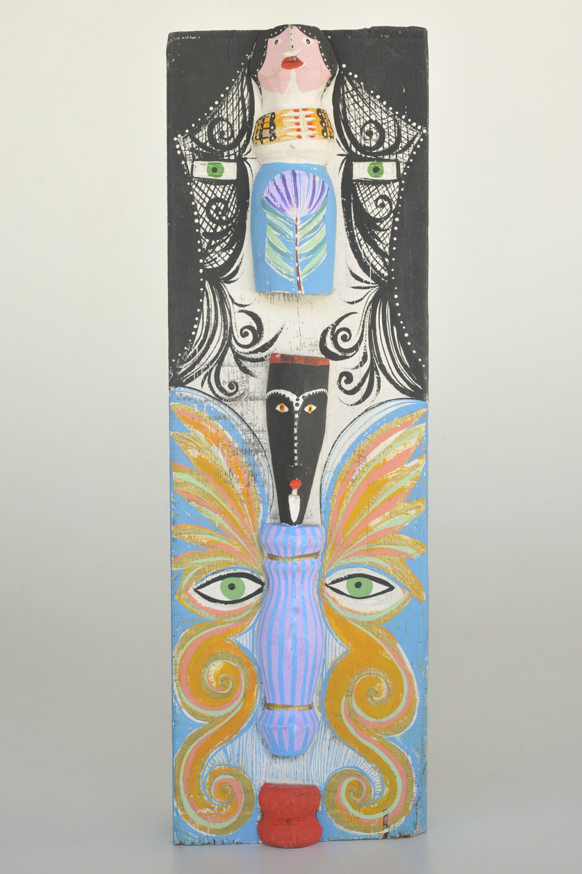 Escultura - Totem "Faces" em Madeira